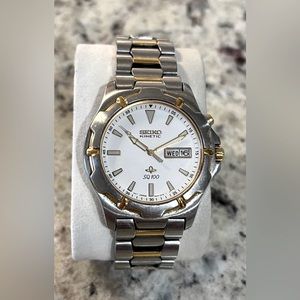 Seiko Kinetic SQ 100 631580 Two Toned Day/Date  White Dial